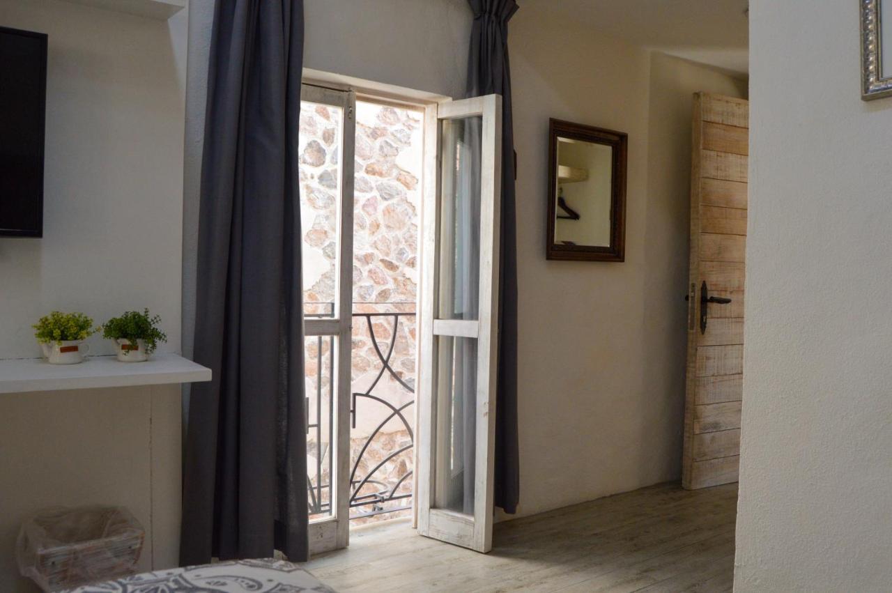 Hotel De Piedra Бернал Екстериор снимка