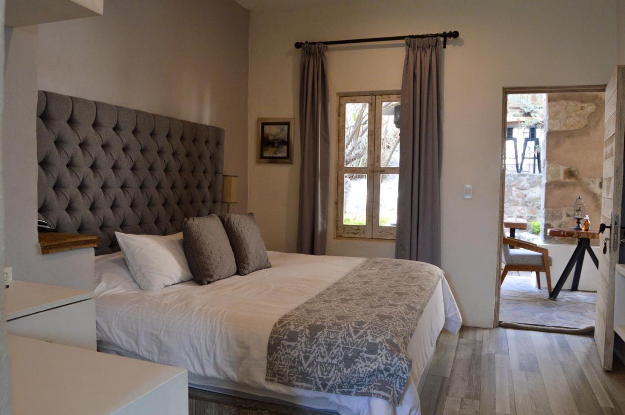 Hotel De Piedra Бернал Екстериор снимка