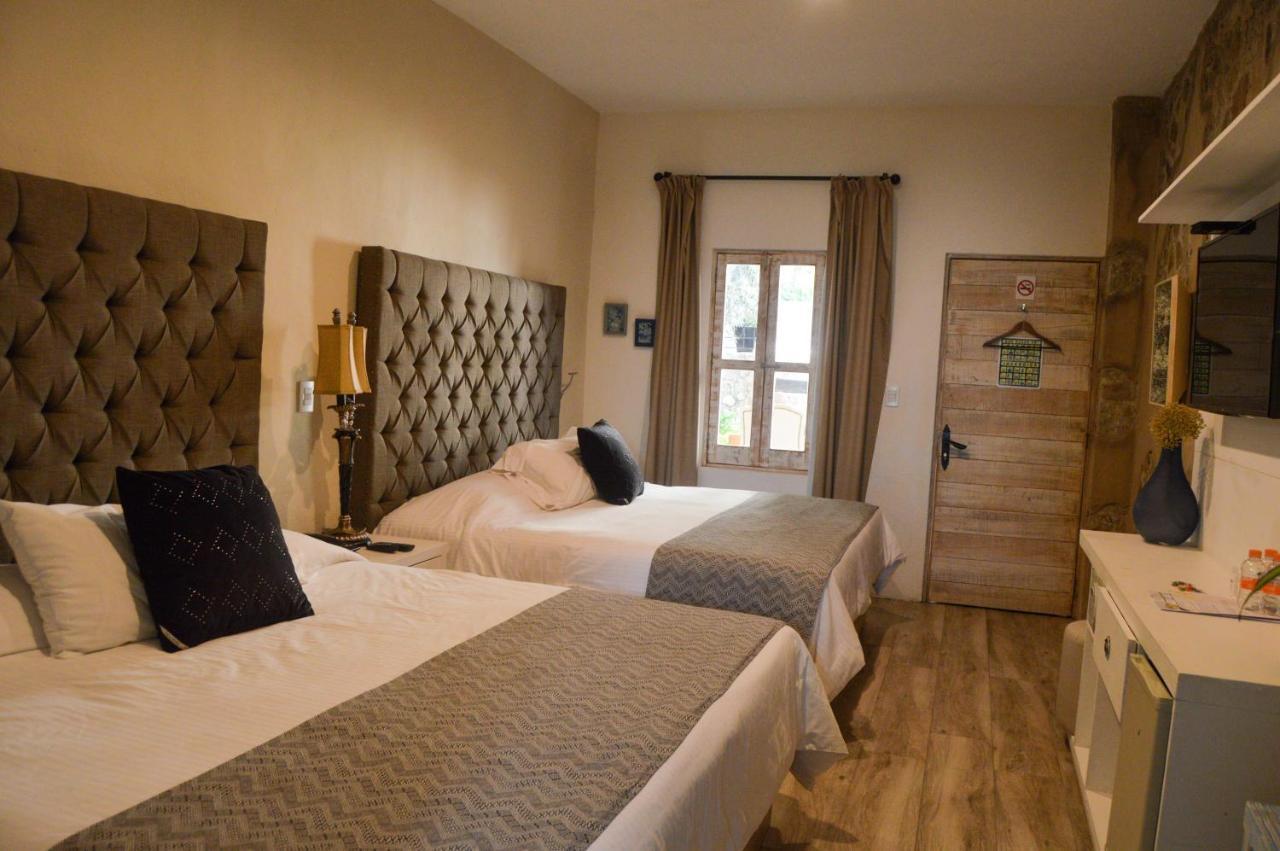 Hotel De Piedra Бернал Екстериор снимка