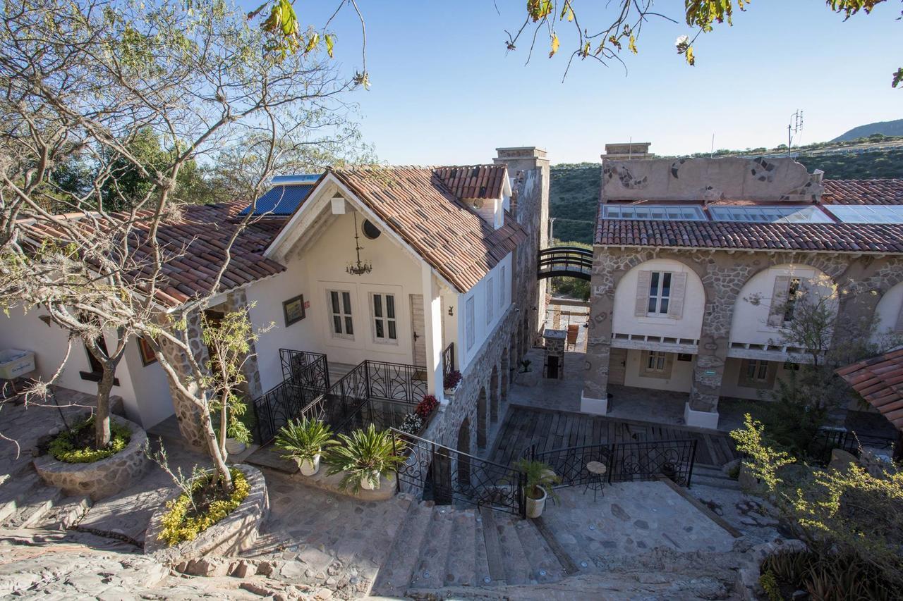 Hotel De Piedra Бернал Екстериор снимка